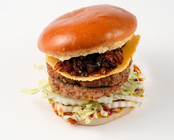 Caramelized Onion & Crispy Bacon Beef Burger. -   կարամելացված սոխով և բեքոնով Տավարի մսով բուրգեր
